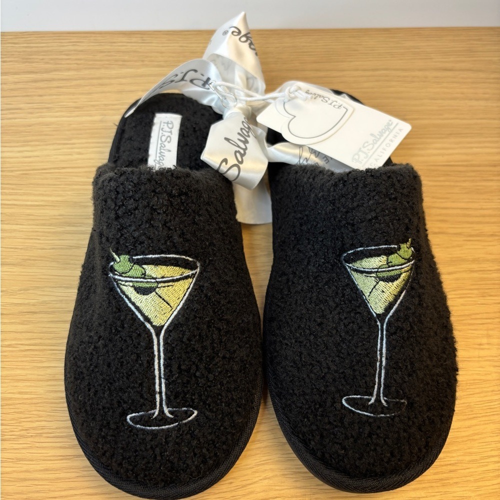 PJ‎ Salvage Martini Embroidered Black Faux Fur Slippers Womens Medium 7-8 NEW